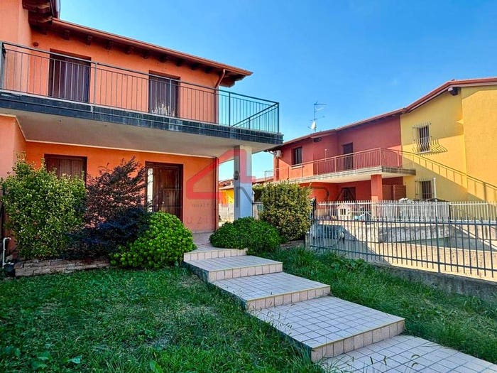Casa con 6 locali in vendita in Centro, Nogara