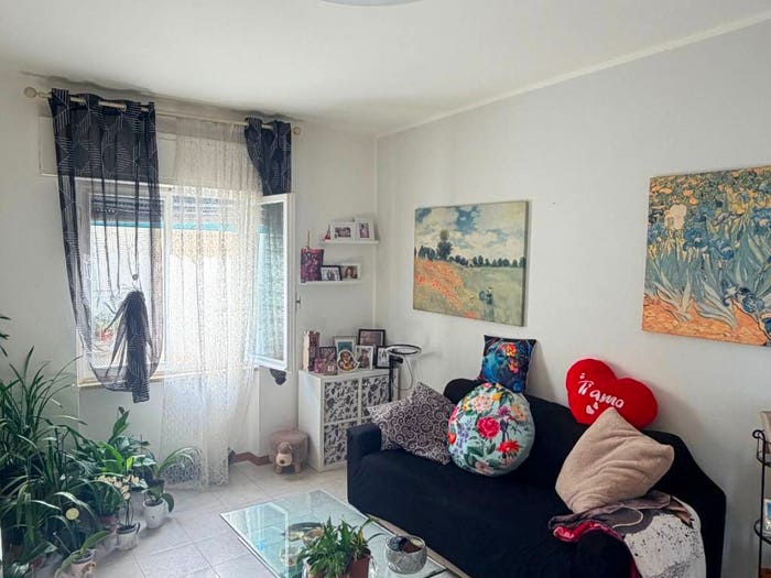Appartamento quadrilocale in vendita in Via Trento, Centro, Follonica