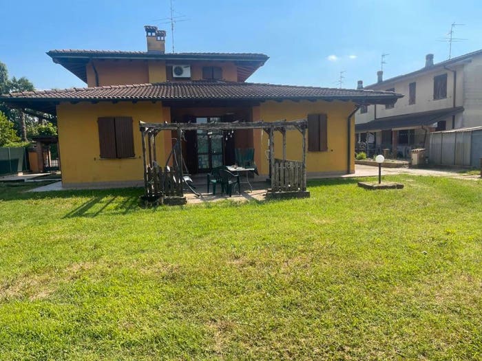 Casa quadrilocale in vendita in Via V Guida, Fengo, Acquanegra Cremonese