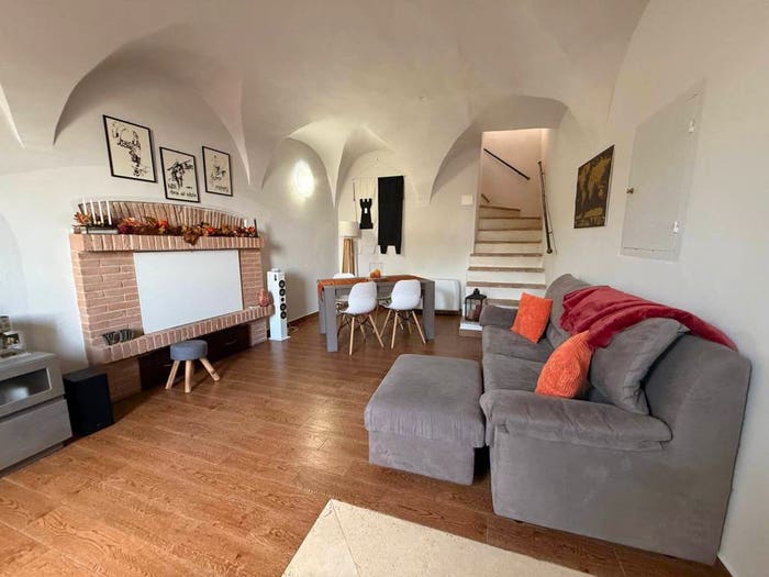 Casa con 6 locali in vendita in Vicolo Quintiliano Cardolini, Centro, Narni