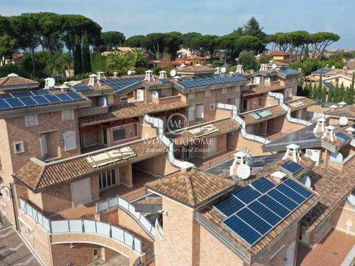 Casa con 6 locali in vendita in Via Augusto Gaudenzi, Pisana Bravetta, Roma