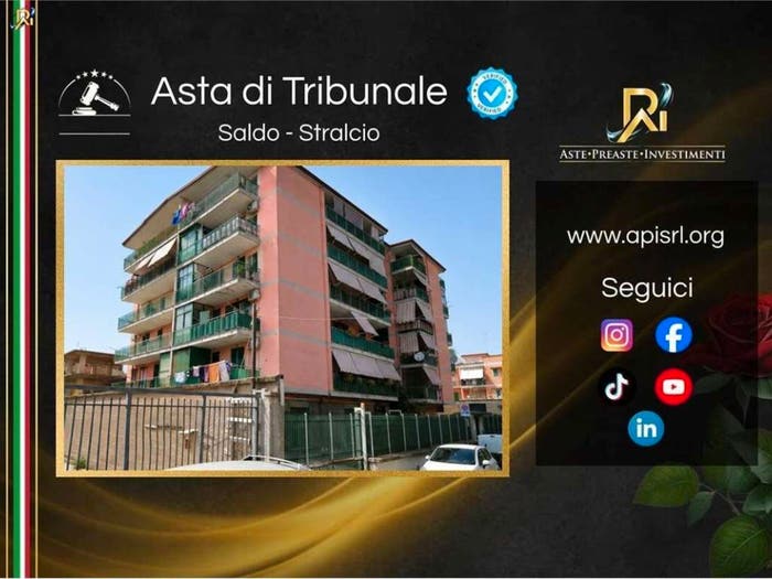 Appartamento quadrilocale in vendita in Via G Cesare, Melito di Napoli