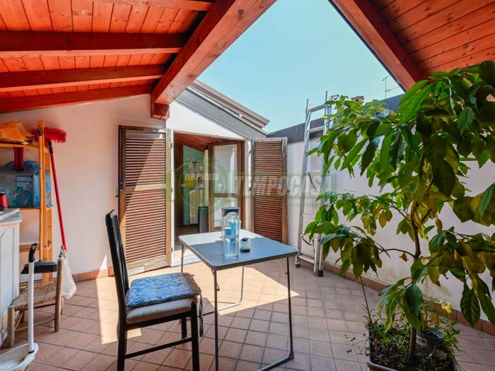 Casa trilocale in vendita in Via Roma, Centro, Aicurzio