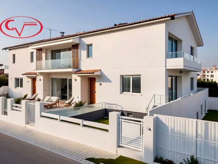 Appartamento quadrilocale in vendita in Strada Provinciale di Mercatale, Pestello Ginestra, Montevarchi