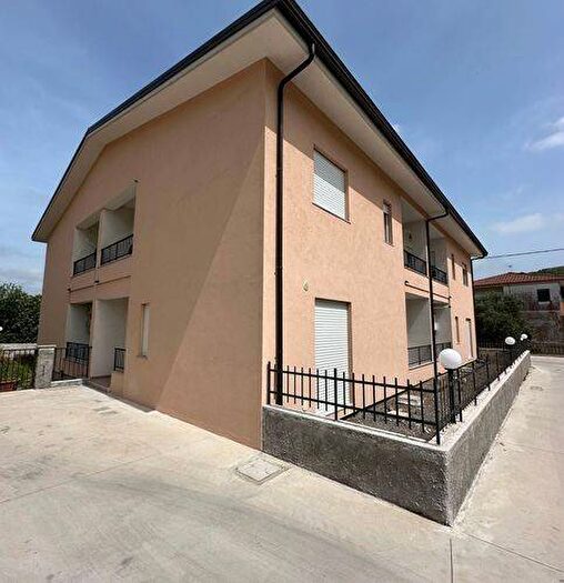 Appartamento trilocale in vendita in Viale Principessa, Settingiano