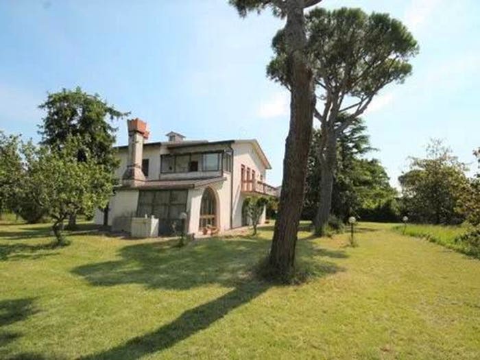 Casa con 6 locali in vendita in Via Del Bisato, CavallinoTreporti