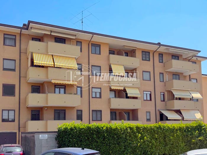 Appartamento trilocale in vendita in Via Santa Maria in Pratello, Centro, Paullo