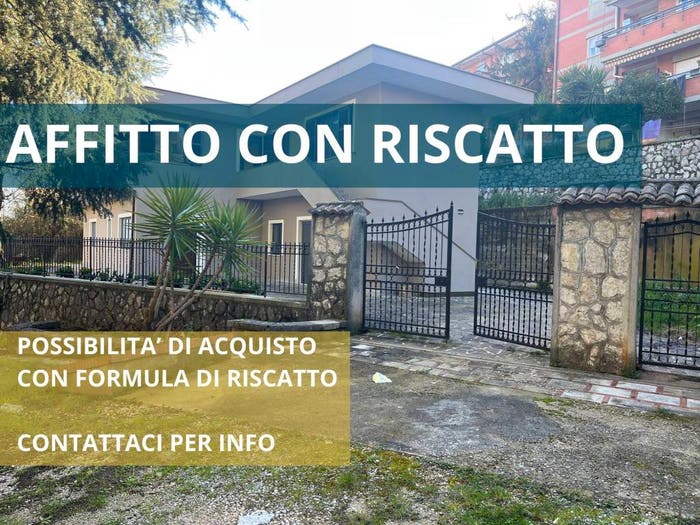 Casa quadrilocale in vendita in Via Aldo Moro, Centro, Alatri
