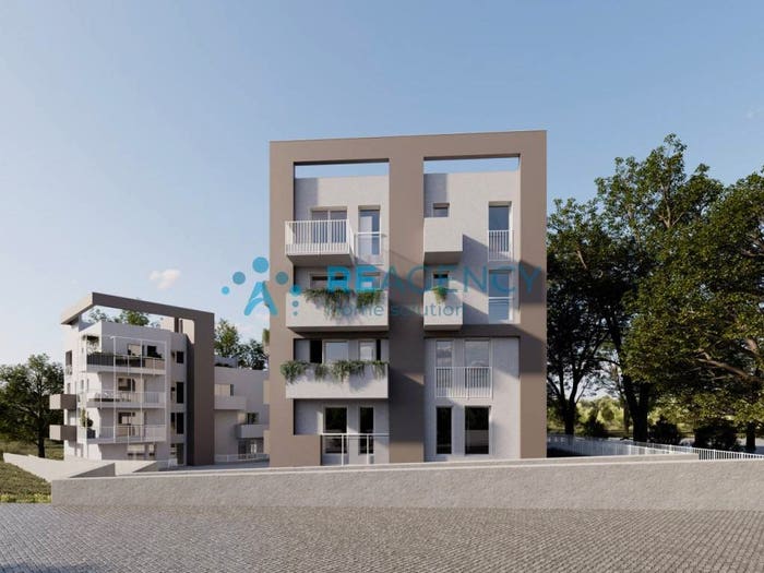 Appartamento trilocale in vendita in Via Luigi Cadorna, Centro, Legnago