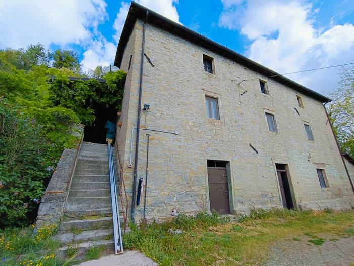 Casa quadrilocale in vendita in Via Pantano, Galeata