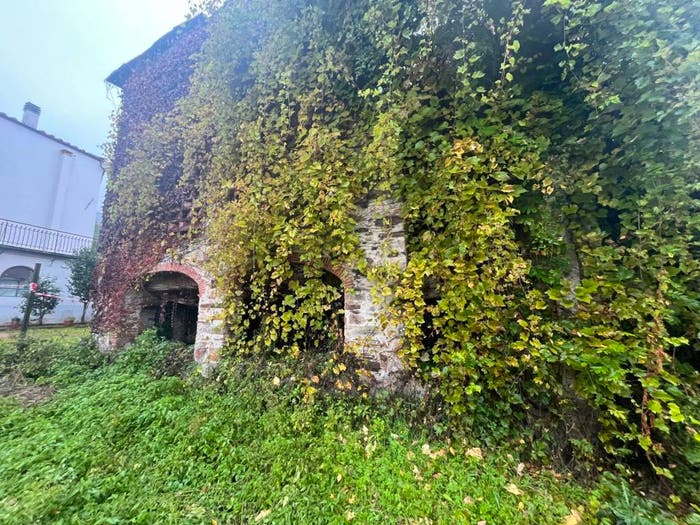 Casa con 6 locali in vendita in via sotto monte, Verciano Guamo, Capannori