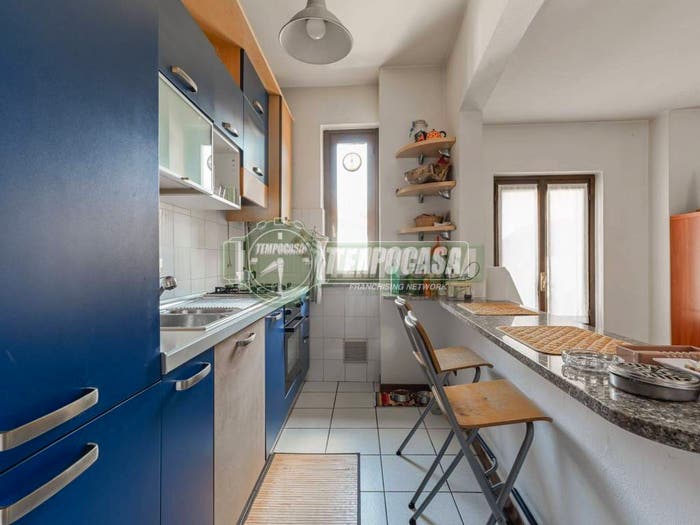 Casa trilocale in vendita in Via Roma, Centro, Aicurzio