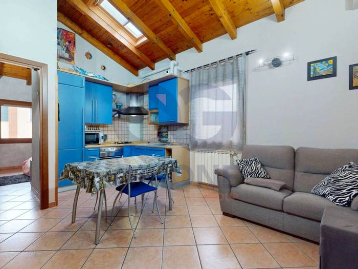 Appartamento trilocale in vendita in Via Lavino, Monte San Pietro