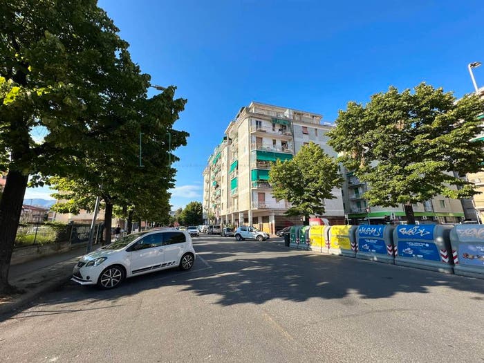 Appartamento quadrilocale in vendita in Piazza Nenni, Centro, Albenga