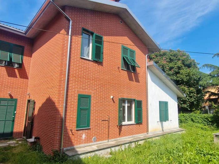 Appartamento trilocale in vendita in Fraz Rocchetta, Cairo Montenotte