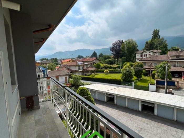 Appartamento con 5 locali in vendita in Via Vittorio Veneto, Centro, Peveragno