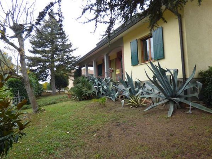 Casa con 6 locali in vendita in Via Giacomo Brodolini, Longastrino, Alfonsine