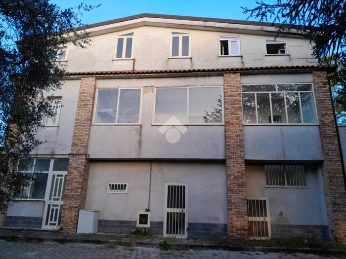 Casa con 6 locali in vendita in Via Santa Cristina, Caiazzo