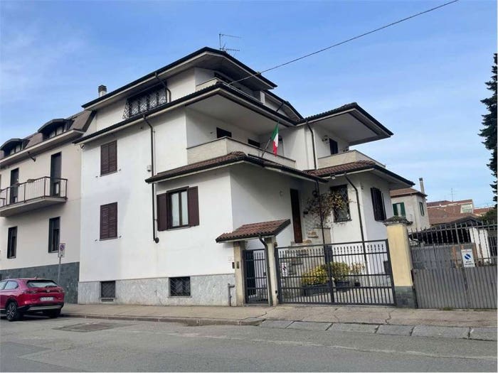 Casa con 6 locali in vendita in Cristo, Alessandria