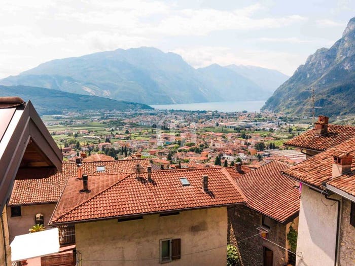 Casa con 6 locali in vendita in Via Al Cingol Ros, Cologna Gavazzo Nuova, Tenno