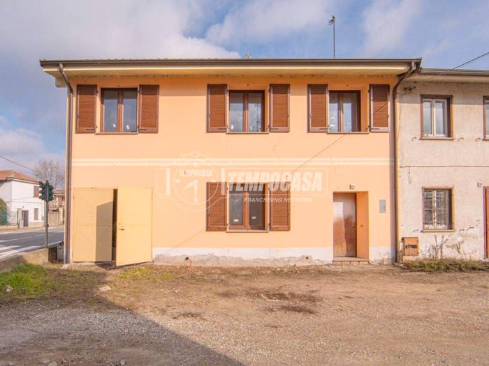 Casa quadrilocale in vendita in Via Piave, Centro, Scaldasole