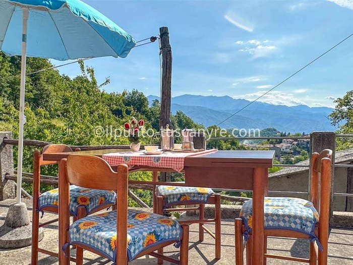 Casa con 6 locali in vendita in Via Centrale, Sassi, Molazzana