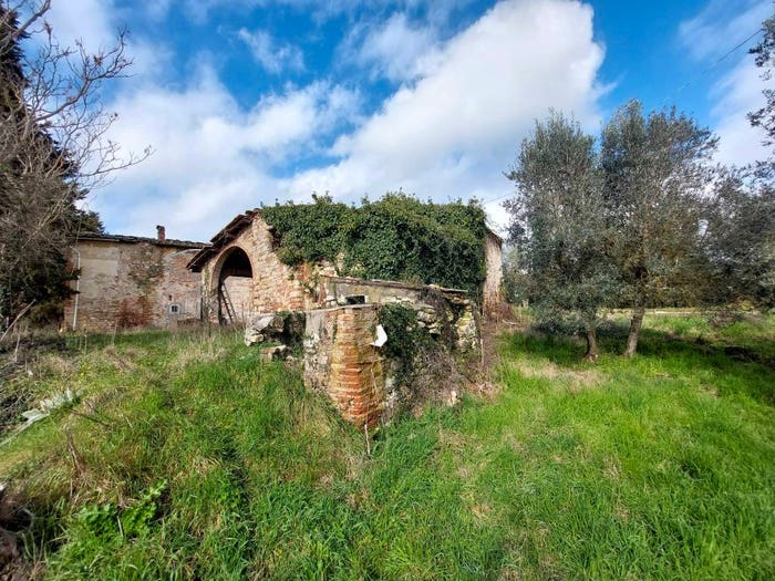 Casa con 6 locali in vendita in Via delle Fonti, Grassina, Bagno a Ripoli