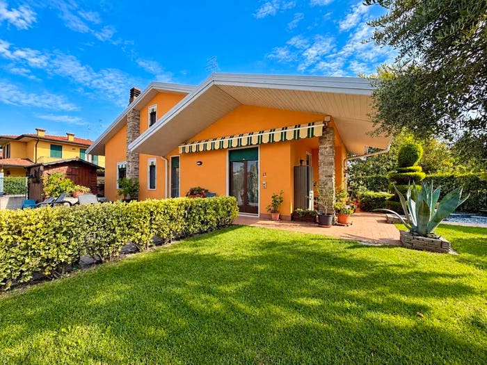 Casa con 6 locali in vendita in Via Giuseppe Garibaldi, Centro, Bovolone