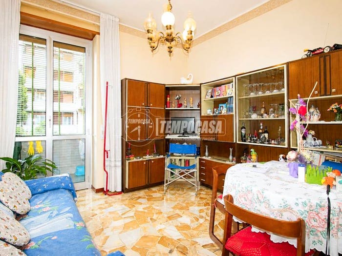 Appartamento bilocale in vendita in Via Breno, Lodi Brenta, Milano