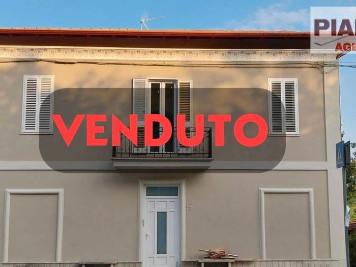Casa con 6 locali in vendita in Via Salaria, Piattoni Villa Sant'Antonio, Castel di Lama
