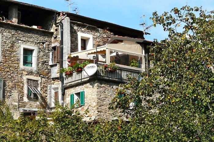 Appartamento trilocale in vendita in Dolceacqua