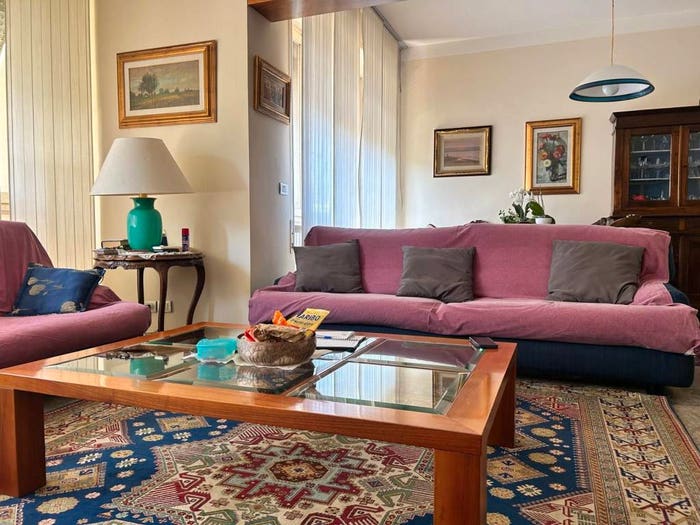 Appartamento con 5 locali in vendita in Viale Goffredo Mameli, Calzabigi, Livorno