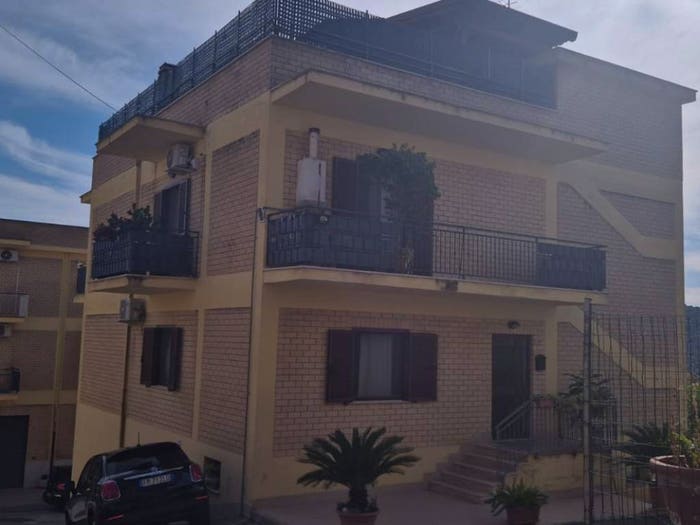 Appartamento con 5 locali in vendita in Centro, Priverno