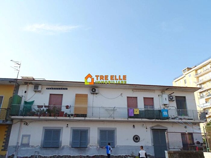 Casa con 5 locali in vendita in Largo Santo Stefano, Centro, Marigliano