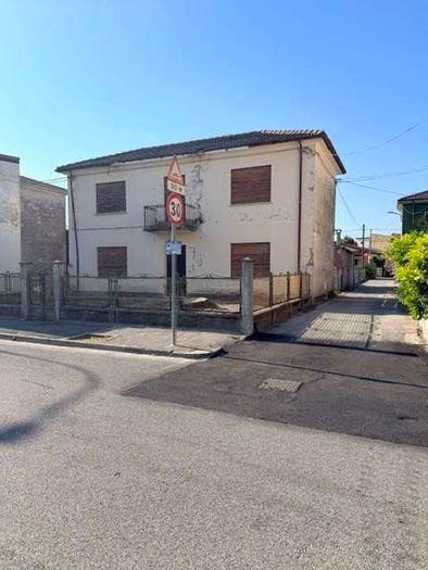 Casa quadrilocale in vendita in VIA SAN MARCO, Centro, Taglio di Po