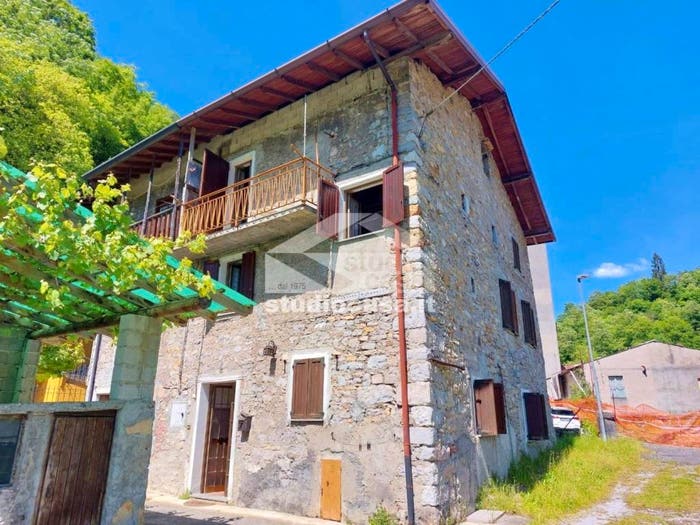 Casa con 5 locali in vendita in Centro, Clusone
