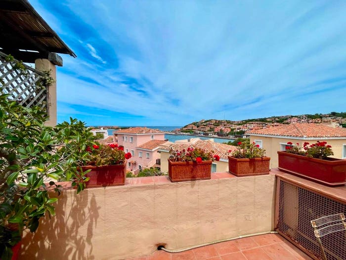 Appartamento quadrilocale in vendita in Via Cerbiatta, Porto Cervo, Arzachena