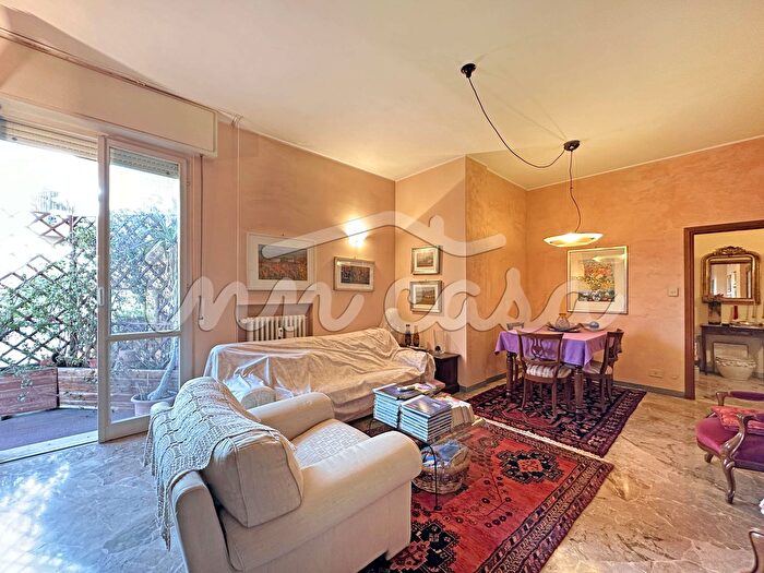 Appartamento con 5 locali in vendita in Via di Mezzo, Rimini