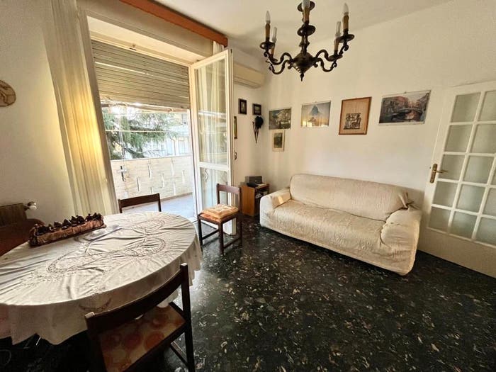 Appartamento bilocale in vendita in Viale Roma, Puliche, Massa