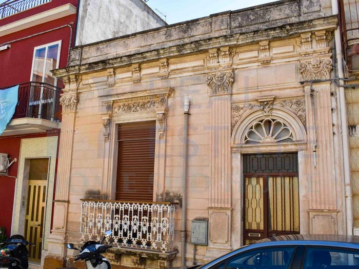 Appartamento bilocale in vendita in Via Roma, Canicattini Bagni