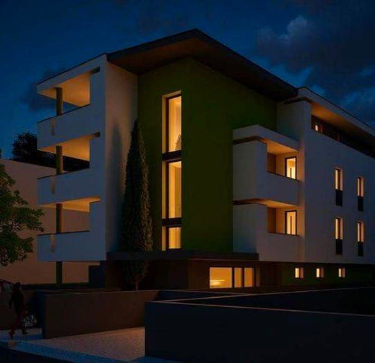 Appartamento con 6 locali in vendita in Via Fratelli Basini, Parco Urbano Piscina, Forlì