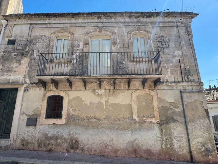 Casa quadrilocale in vendita in Corso Regina Elena, Modica Alta, Modica