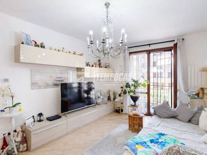 Appartamento trilocale in vendita in Vicolo Vincenzo Foppa, Centro, Paullo
