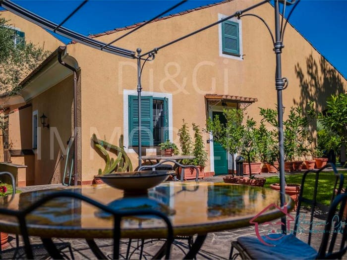 Casa con 6 locali in vendita in Via Praglione, Villafranca, Garlenda