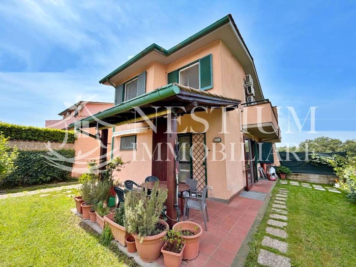 Casa con 5 locali in vendita in Via Tomaso Albinoni, Zona Valcanneto Ceri Borgo San Martino, Cerveteri