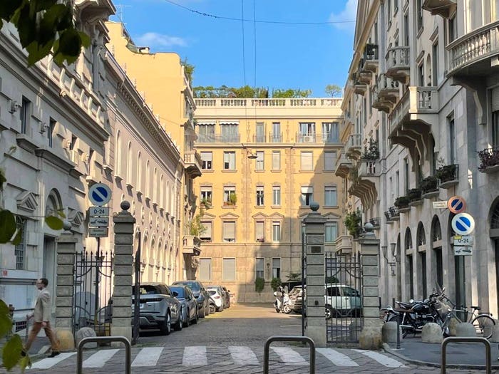 Appartamento trilocale in affitto in Viale Monte Nero, Montenero, Milano