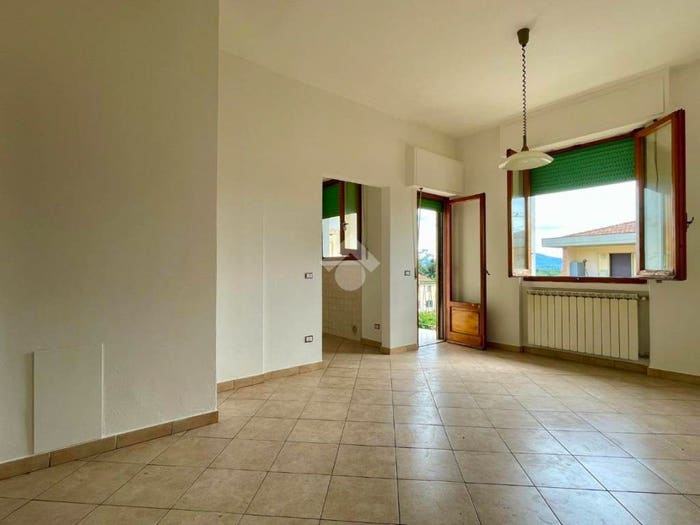 Appartamento quadrilocale in vendita in Via Farnocchia, Luco Mugello, Borgo San Lorenzo