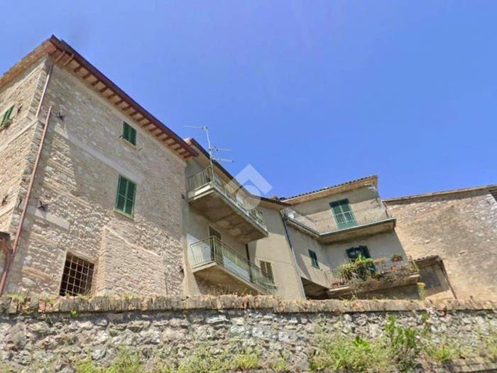 Casa trilocale in vendita in Via Case Basse, Giano dell'Umbria