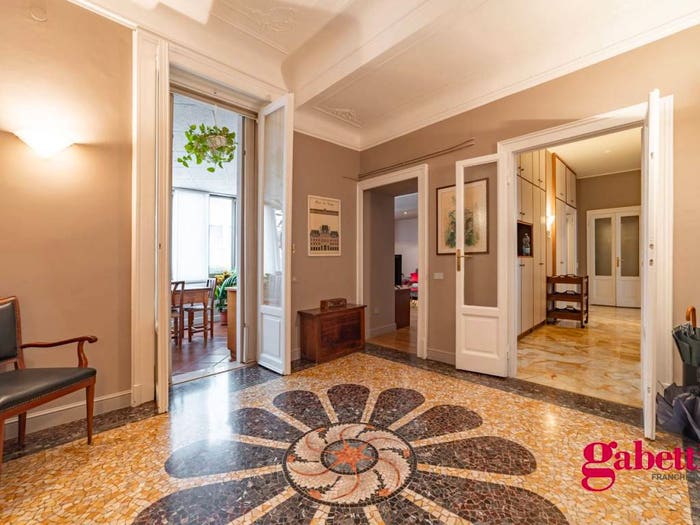 Appartamento trilocale in vendita in Piazza Irnerio, Washington, Milano