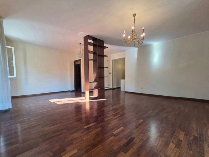 Appartamento trilocale in vendita in Via Leonardo da Vinci, San Lazzaro, Parma